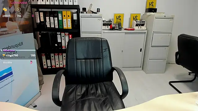 kilenyapatrice online show from January 21, 2:26 pm