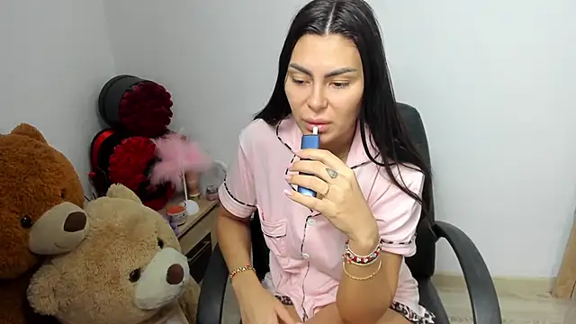 kilenyapatrice online show from March 2, 1:40 pm