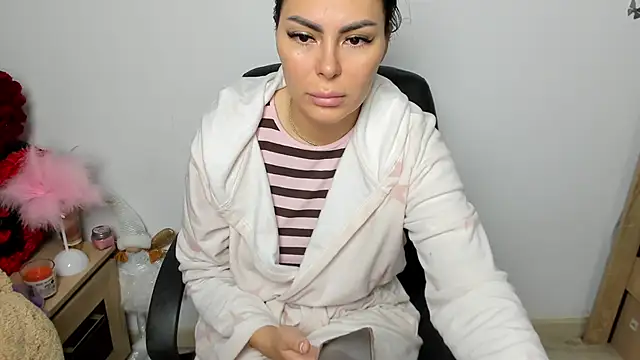 kilenyapatrice online show from April 21, 10:10 am