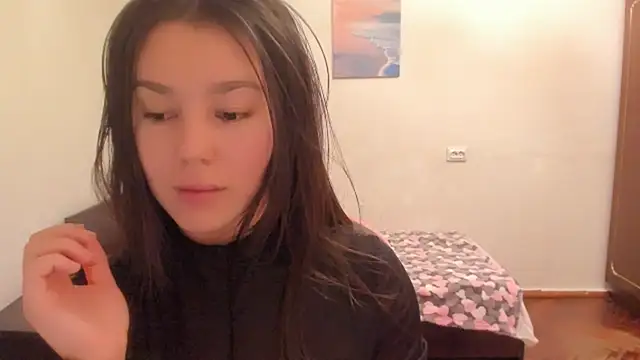 LunaXmii online show from February 28, 3:26 am