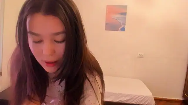 LunaXmii online show from March 8, 5:59 am