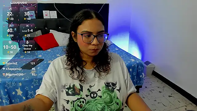 Snapshot of im_angels77 chatting on March 3, 7:10 am im angels77 online show from March 3, 7:10 am