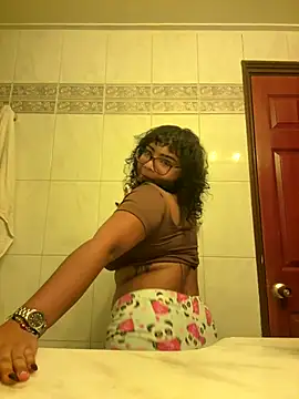 Snapshot of im_angels77 chatting on September 15, 4:23 am im angels77 online show from September 15, 4:23 am