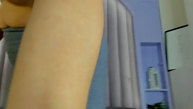 JaylaScott   online show from January 8, 11:45 am