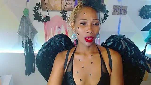 Snapshot of NatashaDormat chatting on October 31, 2:07 pm NatashaDormat online show from October 31, 2:07 pm