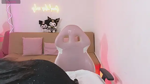 hina tay online show from February 15, 4:36 am