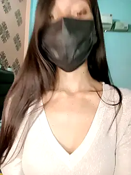 Snapshot of poojaji690 chatting on January 1, 5:22 am poojaji690 online show from January 1, 5:22 am