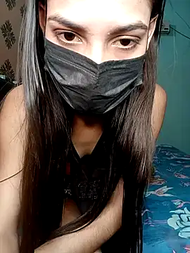 Snapshot of poojaji690 chatting on January 12, 6:17 am poojaji690 online show from January 12, 6:17 am