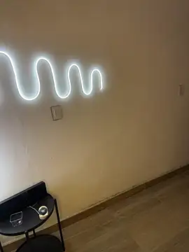 alexxaa96 online show from March 27, 3:12 am