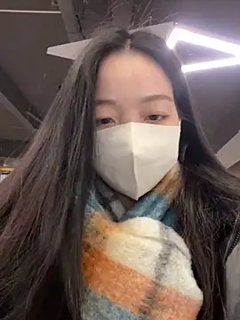 Snapshot of Claire_xixi1 chatting on March 18, 1:10 am Claire xixi1 online show from March 18, 1:10 am