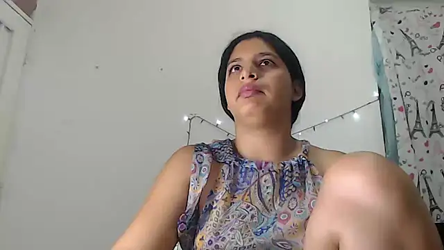 Snapshot of sexyhot20xxx chatting on January 18, 5:10 am sexyhot20xxx online show from January 18, 5:10 am