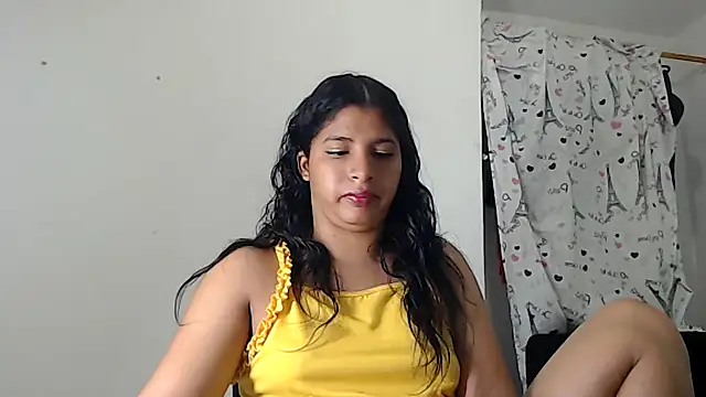 Snapshot of sexyhot20xxx chatting on February 19, 5:38 am sexyhot20xxx online show from February 19, 5:38 am