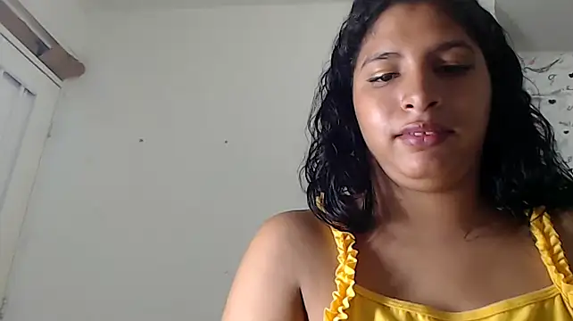 Snapshot of sexyhot20xxx chatting on February 19, 8:44 am sexyhot20xxx online show from February 19, 8:44 am