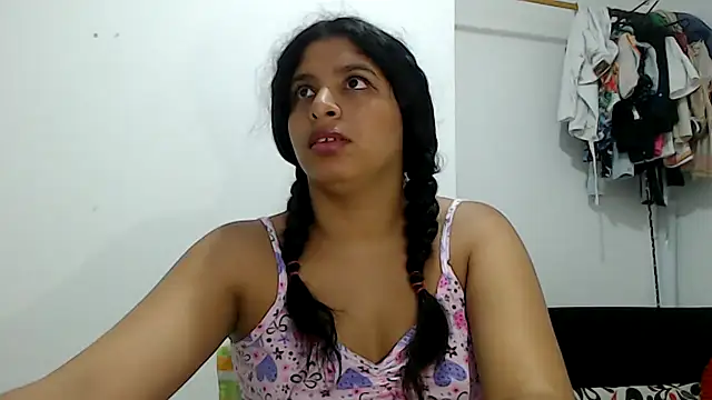 Snapshot of sexyhot20xxx chatting on March 18, 5:31 am sexyhot20xxx online show from March 18, 5:31 am