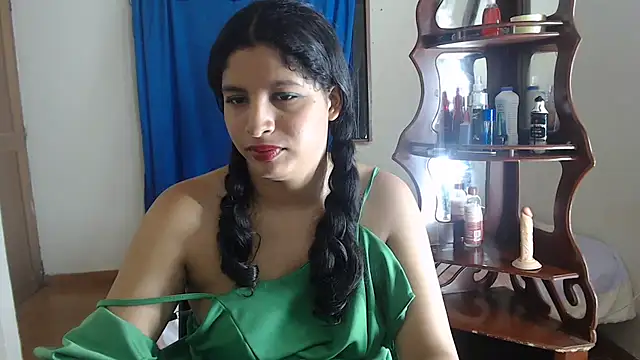 Snapshot of sexyhot20xxx chatting on October 3, 5:04 am sexyhot20xxx online show from October 3, 5:04 am