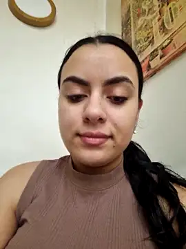 Snapshot of ElyzaIbarra chatting on March 2, 9:42 am ElyzaIbarra online show from March 2, 9:42 am