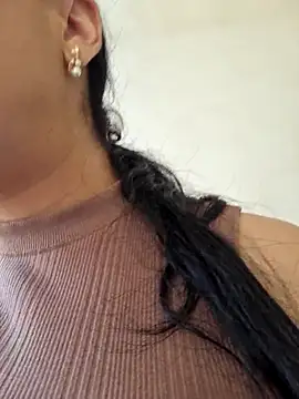 Snapshot of ElyzaIbarra chatting on March 2, 12:43 pm ElyzaIbarra online show from March 2, 12:43 pm