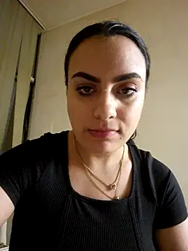 Snapshot of ElyzaIbarra chatting on March 15, 7:05 pm ElyzaIbarra online show from March 15, 7:05 pm