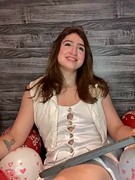 kamel-ayesha online show from February 14, 1:18 pm