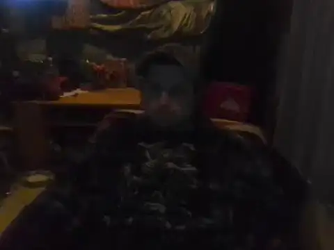 Snapshot of sexaddict_2424 chatting on December 6, 6:48 am sexaddict 2424 online show from December 6, 6:48 am