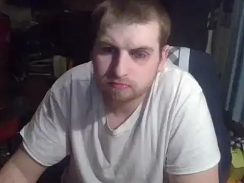 Snapshot of sexaddict_2424 chatting on March 9, 6:39 am sexaddict 2424 online show from March 9, 6:39 am