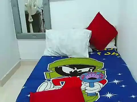 Snapshot of Velk_hot chatting on December 2, 2:34 pm Velk hot online show from December 2, 2:34 pm