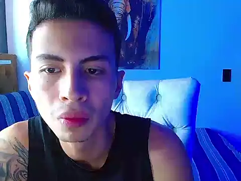 Snapshot of Velk_hot chatting on March 6, 12:45 pm Velk hot online show from March 6, 12:45 pm