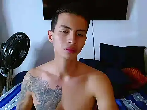 Snapshot of Velk_hot chatting on July 28, 11:50 am Velk hot online show from July 28, 11:50 am