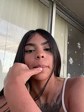 Snapshot of Zafiiro_Blue chatting on December 22, 11:00 am Zafiiro Blue online show from December 22, 11:00 am