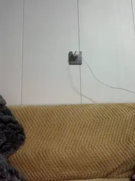 Aimeil online show from December 5, 2:53 am