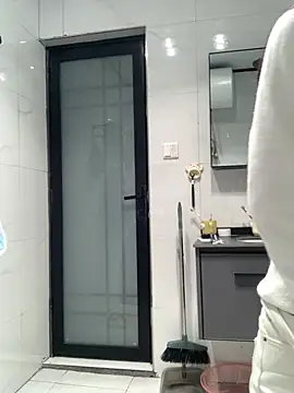 Aimeil online show from December 25, 5:58 am