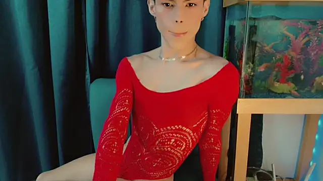 Snapshot of femboykeene chatting on March 9, 2:29 am femboykeene online show from March 9, 2:29 am