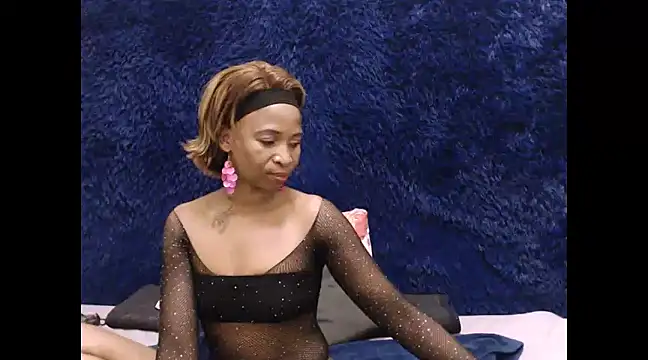 Snapshot of SasyyLissaa chatting on February 5, 12:20 am SasyyLissaa online show from February 5, 12:20 am