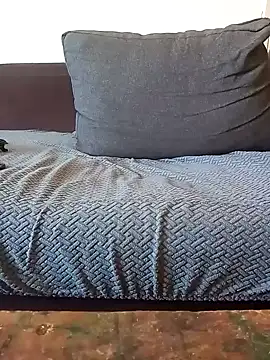 Snapshot of leloupblanc5304 chatting on March 2, 2:32 pm leloupblanc5304 online show from March 2, 2:32 pm