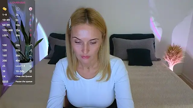 AlisssaRose online show from September 25, 8:56 pm