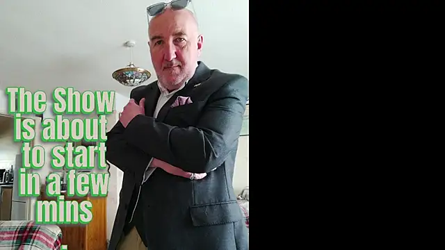 Adamdaddybear online show from September 12, 7:08 am