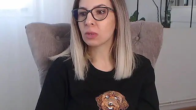 SukyGirl online show from January 16, 9:27 am