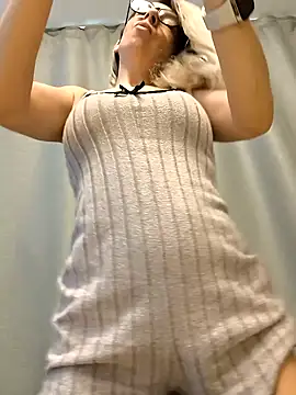 SukyGirl online show from February 2, 8:24 am