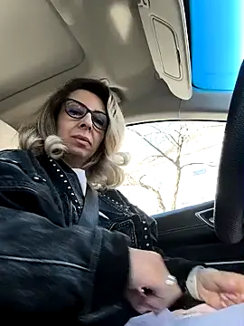 SukyGirl online show from March 7, 6:46 am