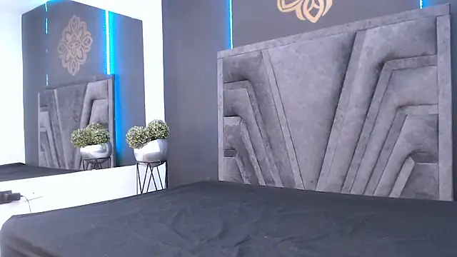 stefany bro online show from February 9, 11:58 am