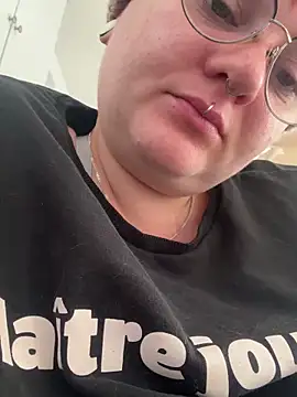 Sweetleeahxx online show from September 18, 12:51 pm