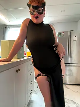 Sweetleeahxx online show from October 31, 2:29 pm