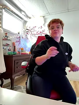 Sweetleeahxx online show from January 17, 4:43 pm