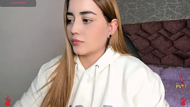 Lucia star   online show from January 14, 7:53 pm