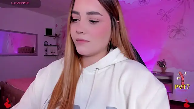 Lucia star   online show from February 22, 2:28 am