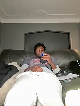 Snapshot of Festivitiesking1 chatting on November 12, 1:17 am Festivitiesking1 online show from November 12, 1:17 am