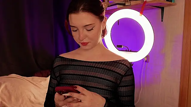 LisaVamp online show from November 29, 10:13 pm