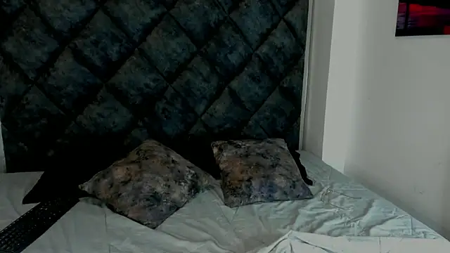 Snapshot of Latrellx7 chatting on September 28, 4:07 am Latrellx7 online show from September 28, 4:07 am