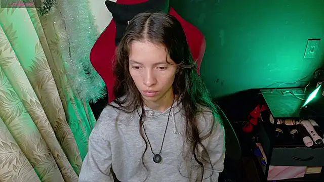 sweetdam12 online show from February 16, 8:27 pm