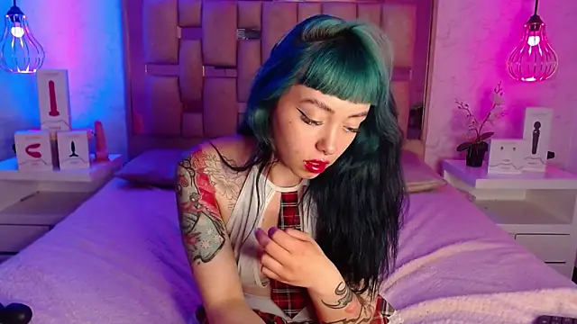 GigiVolkova online show from January 6, 11:42 pm